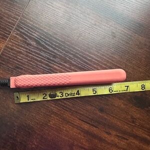 Pink Amika Mini Hair Straightener
